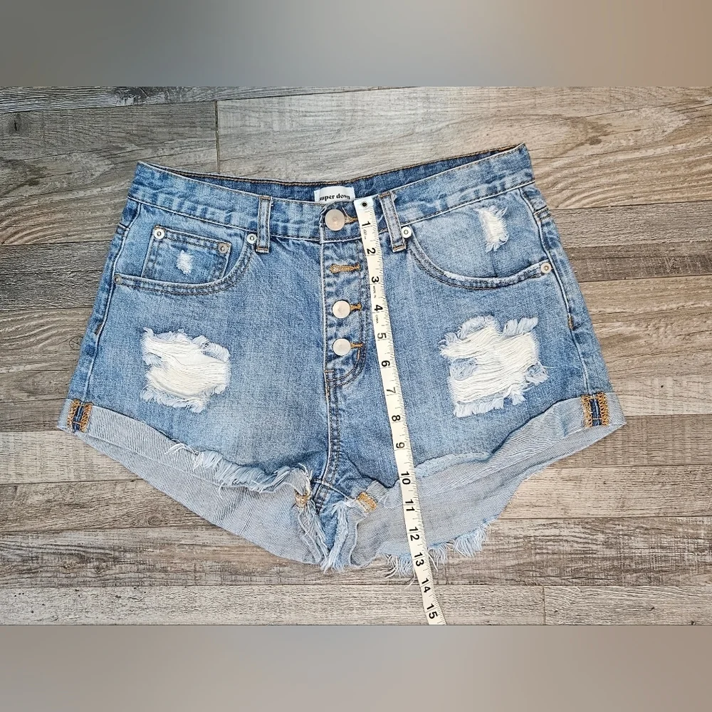 🩷Super Down Shorts HandCrafted Size 27❤️💜‎